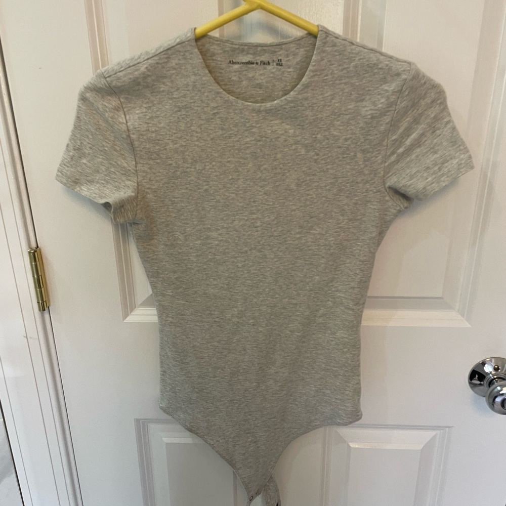 Abercrombie & fitch grey bodysuit
